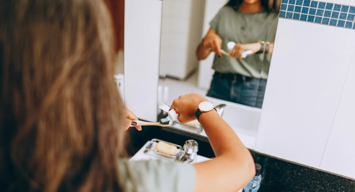 Séparer les vrais bons shampoings sans sulfate, silicone ni paraben de l'effet placebo